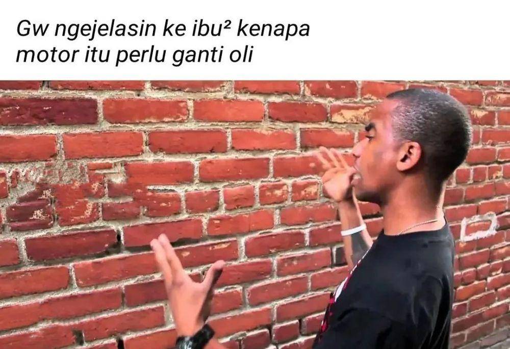 meme ngomong sama tembok (instagram.com/meme_hasil_curry)
