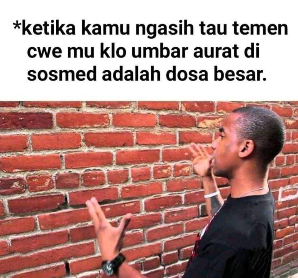 meme ngomong sama tembok (instagram.com/meme_hasil_curry)
