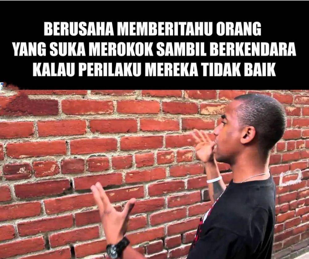 meme ngomong sama tembok (instagram.com/memecomic.id)