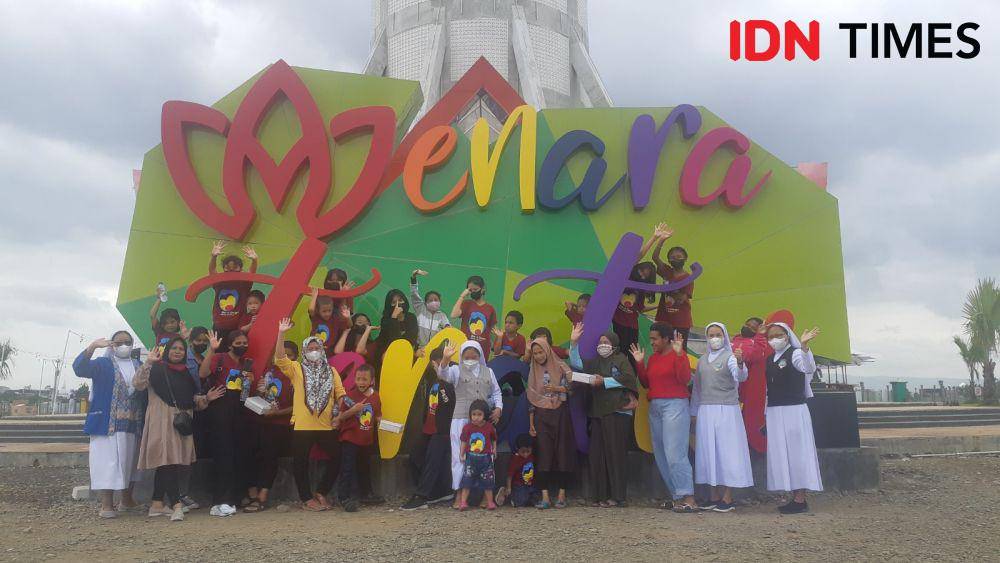 Keceriaan anak panti asuhan Bunda Serayu.(IDN Times/Saladin).