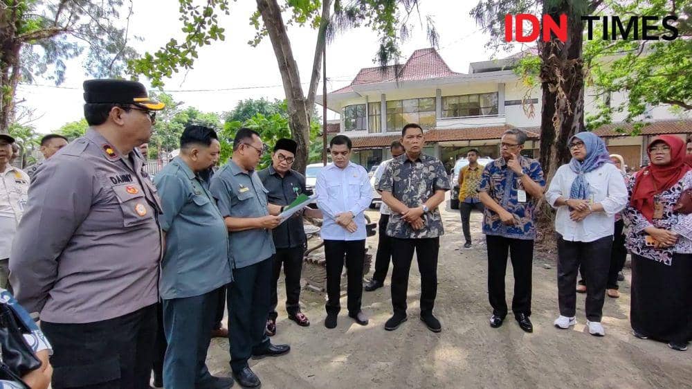 Pembacaan pembatalan sita eksekusi lahan Sriwedari oleh PN Solo. (IDN Times/Larasati Rey)
