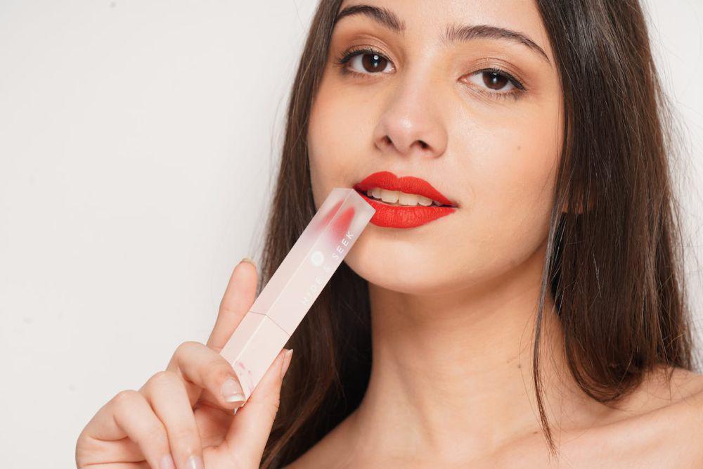 5 Tips Menggunakan Lip Tint agar Bibir Tetap Sehat dan Lembap