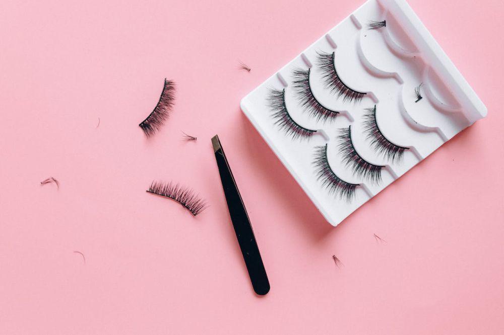 5 Rekomendasi Fake Eyelashes Lokal, Cocok untuk Gaya Makeup Apa Pun!