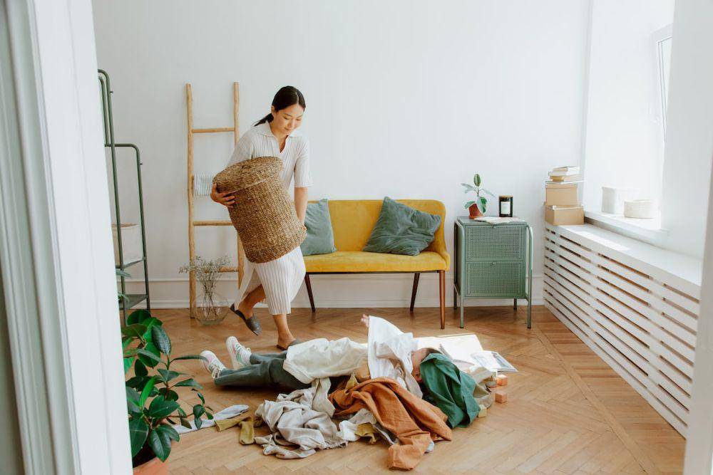 ilustrasi decluttering (pexels.com/Ron Lach)