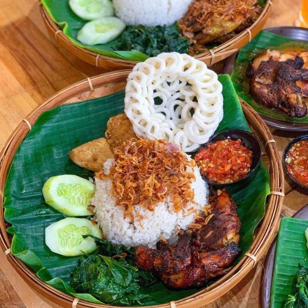 Ayam Penyet Pegasus (instagram.com/ayampenyetpegasus)