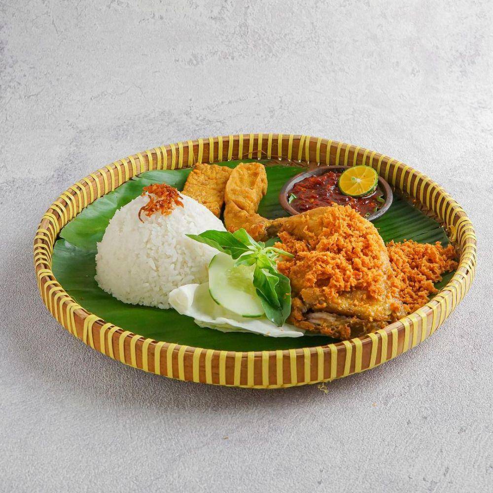 Ayam Venus (instagram.com/ayam_venus)