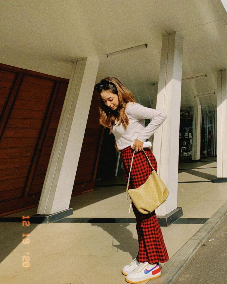 OOTD kekinian ala Putri Anjani (instagram.com/anjanyjrw)