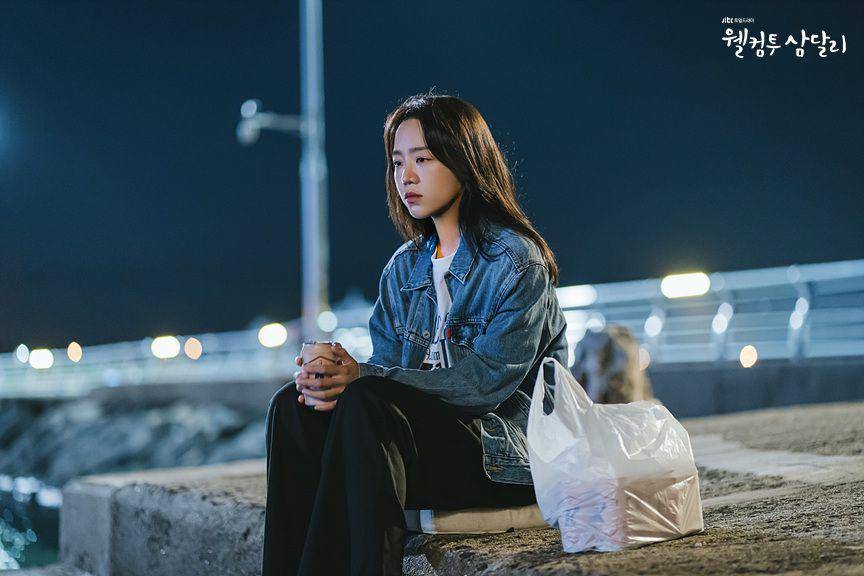 Cho Sam Dal (Shin Hye Sun) dalam drama Welcome to Samdalri (dok. JTBC/Welcome to Samdalri)