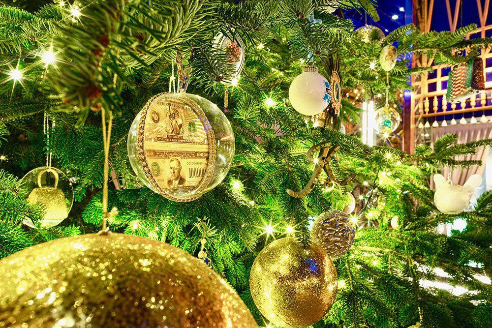 5 Pohon Natal Termahal di Dunia, Nilainya Capai Miliaran!