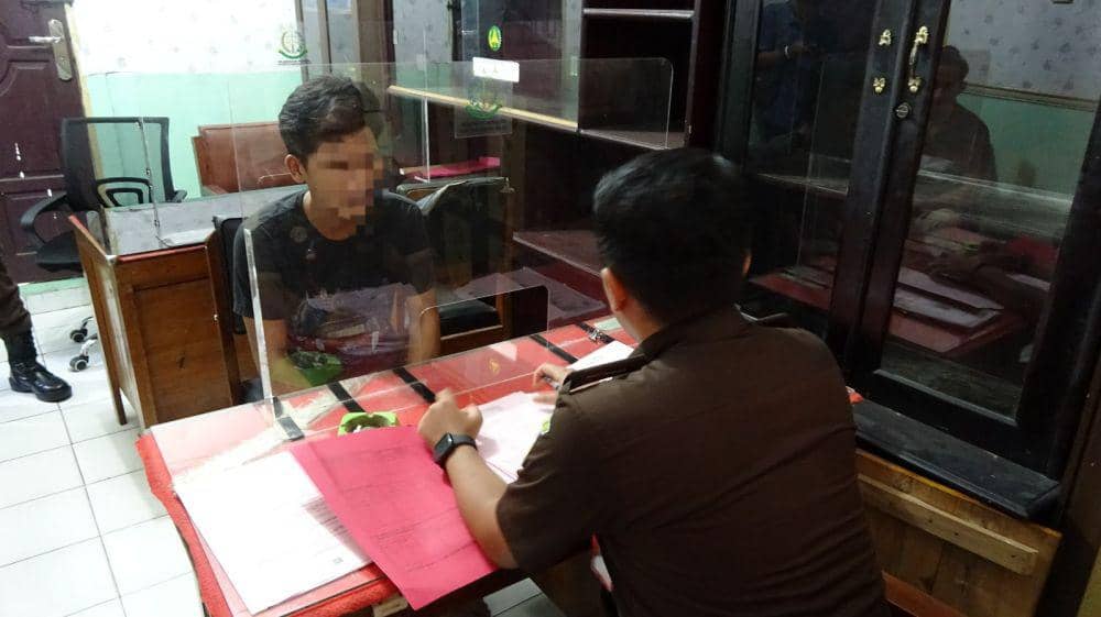 Pria Ini Curi HP untuk Biaya Persalinan, Kejari Pilih Bebaskan Pelaku