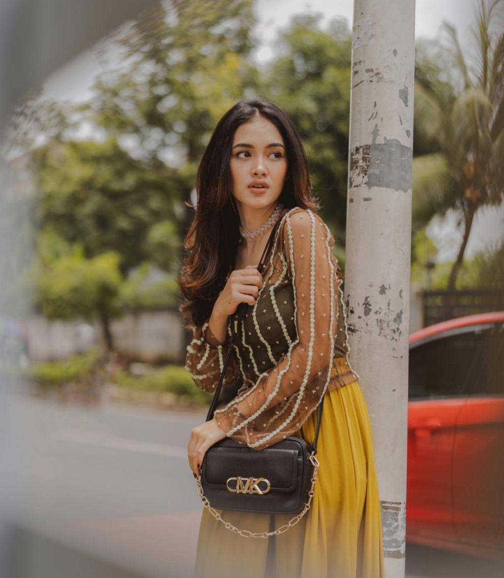 Prinsa Mandagie (instagram.com/prinsamandagie)