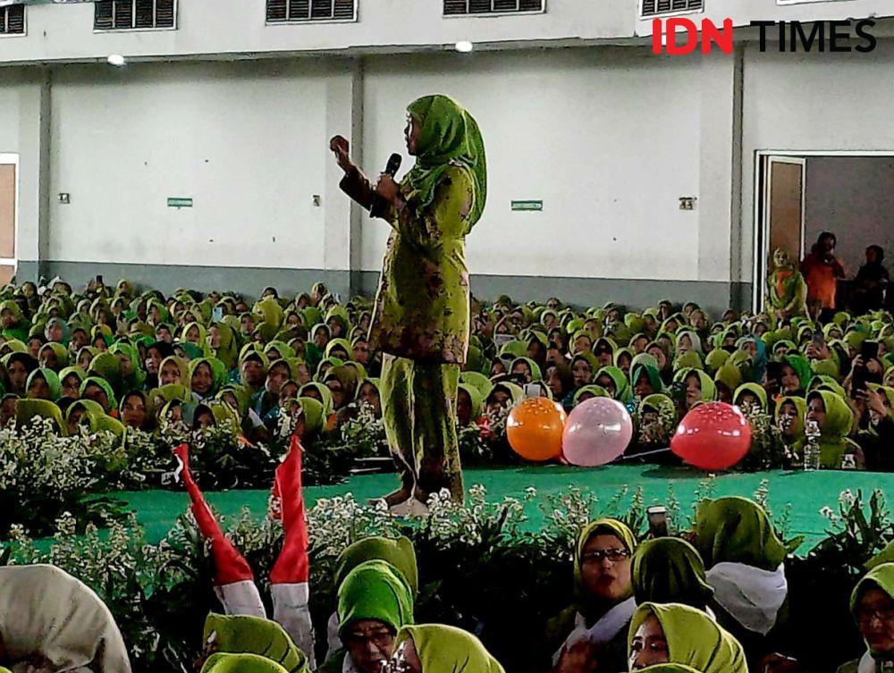 Khofifah Pamit Sekaligus Minta Restu Maju Cagub 2024 ke Muslimat NU