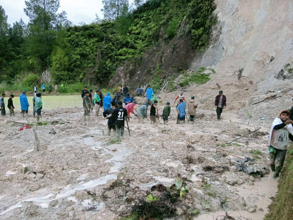 [BREAKING] Longsor di Taput, Ibu dan Anak Ditemukan Meninggal Dunia