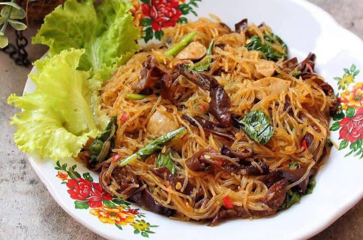 Tumis Bihun Jumur Kuping (instagram.com/dianayupuspitasari)