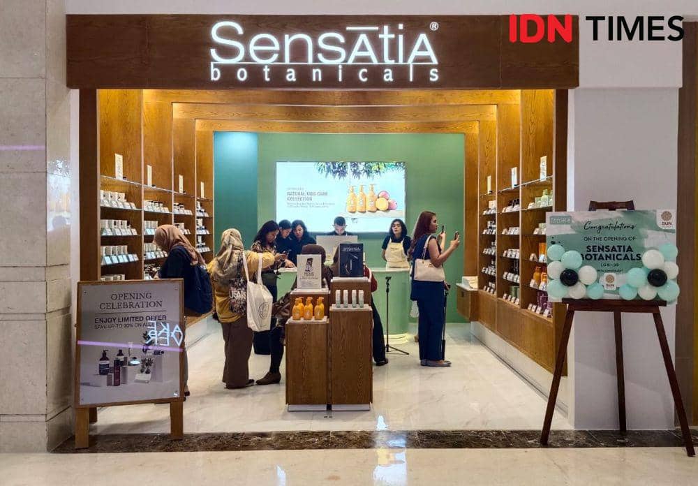 Sensatia Botanicals membuka gerai baru di Lantai LG Sun Plaza Medan, Rabu (7/12/2023). (IDN Times/Arifin Al Alamudi)