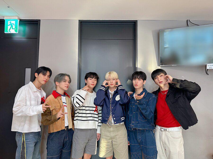 ONF (twitter.com/wm_on7off)