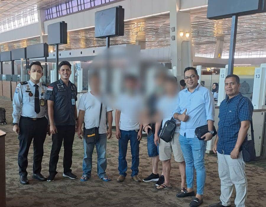4 WNA Vietnam salahgunakan ijin tinggal dideportasi Imigrasi Madiun/ IDN Times/ Istimewa