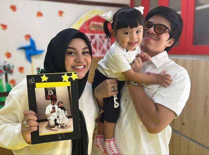 Atta di hari ayah (Instagram.com/attahalilintar)