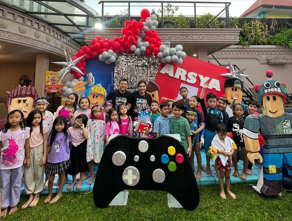 8 Momen Ulang Tahun ke-7 Arsya Hermansyah, Mewah Walau di Rumah