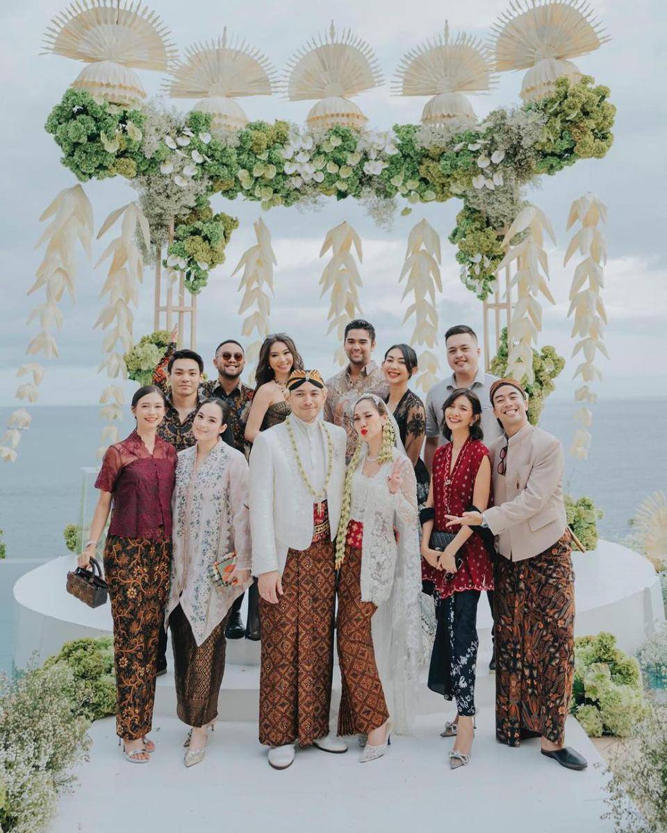 potret Yuki Kato di pernikahan BCL-Tiko (instagram.com/yukikt)