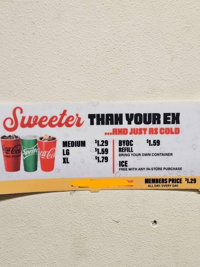 Potret lucu banner iklan yang nyeleneh (reddit.com/user/KushQueen0420)