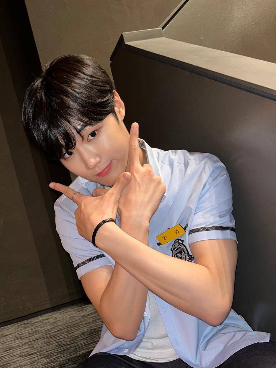 potret Eunseop LUN8 (instagram.com/lun8_official)