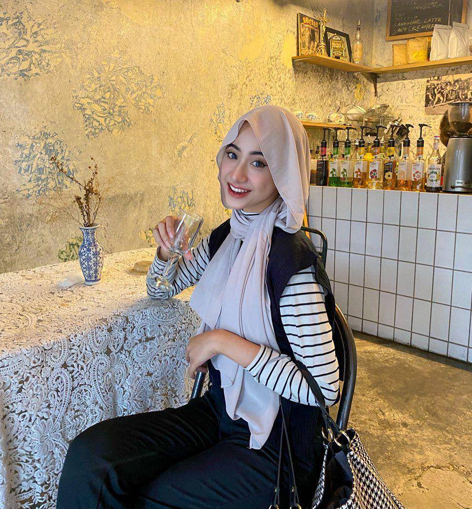 Nimas Azlia (instagram.com/azzllia)