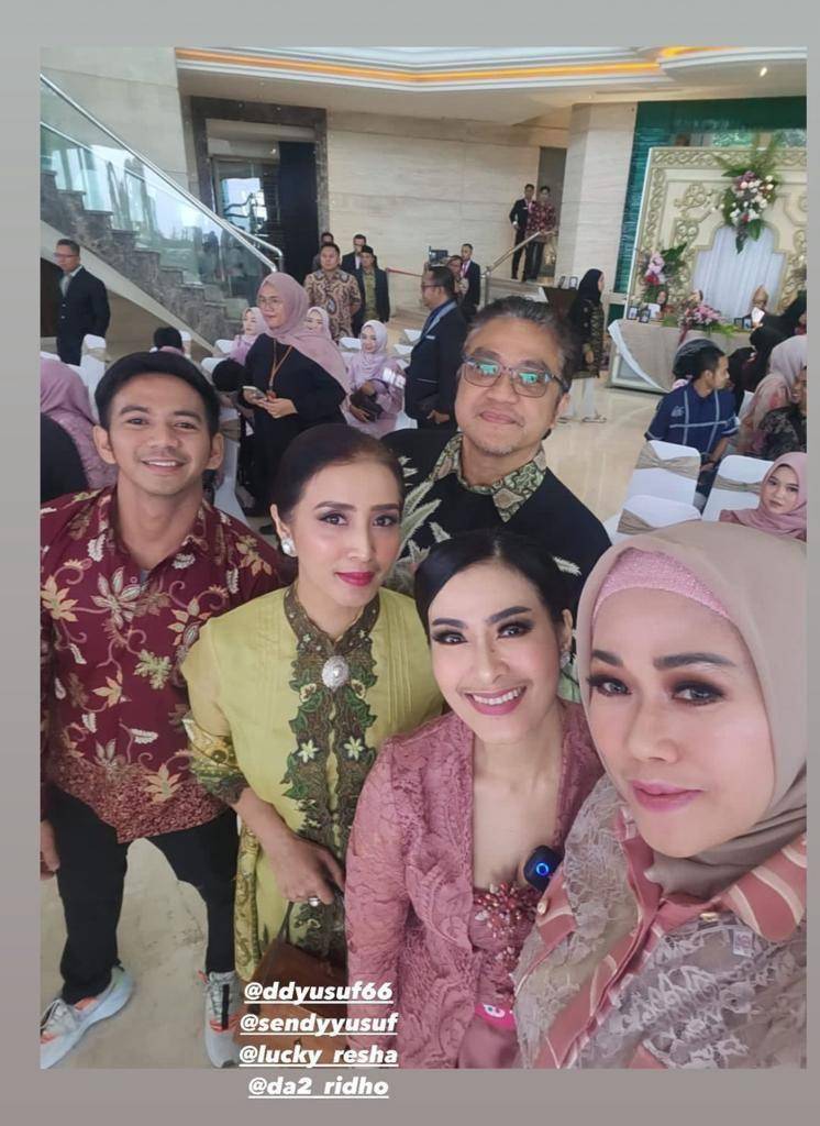 Tamu artis di pernikahan Rizki DA (instagram.com/isdadahlia)
