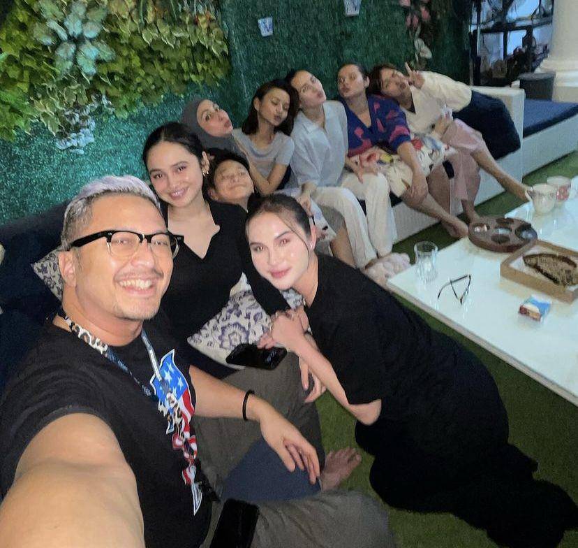 cast Mermaid in Love jenguk Beby Tsabina (instagram.com/kangferrymaryadi)