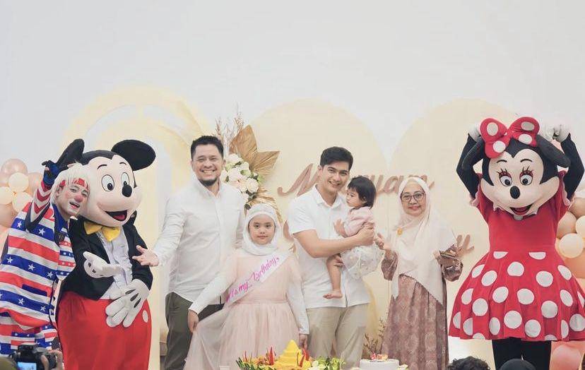 potret ultah ke-9 Maryam, anak Oki Setiana Dewi (Instagram.com/maryam_nusaibah_abdullah)