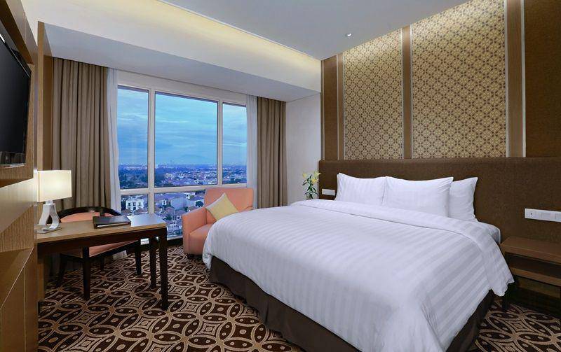 Atria Hotel (google.com/maps/Atria Hotel Gading Serpong)