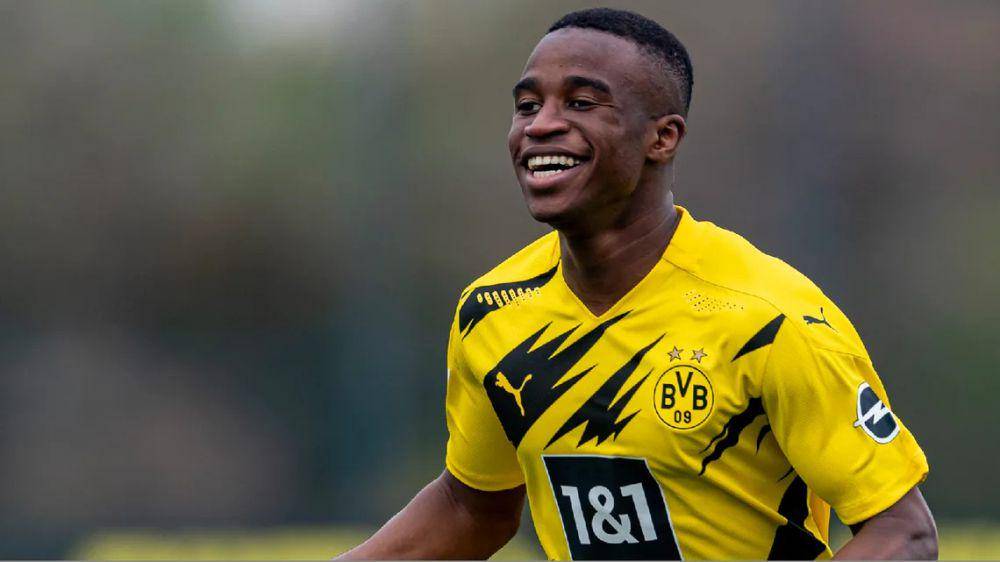 Youssoufa Moukoko (bundesliga.com)