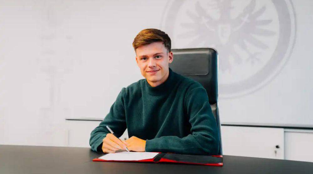 Sidney Raebiger (eintracht.de)