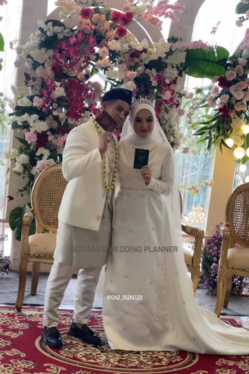 Pernikahan Rizky DA (instagram.com/setiastiweddingplan)