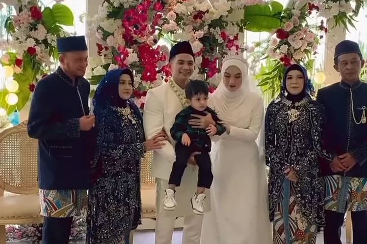 Syaki anak Rizki DA dan Nadya Mustika Rahayu (instagram.com/nanaa_nuraeni)