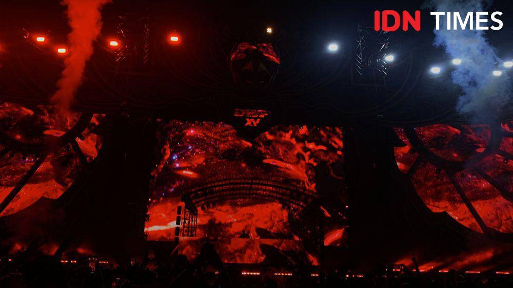 DJ Snake di panggung DWP 2023 (IDN Times/Asyifa Rahmita Zahra)