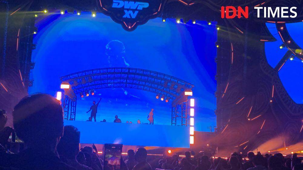 DJ Snake di panggung DWP 2023 (IDN Times/Asyifa Rahmita Zahra)