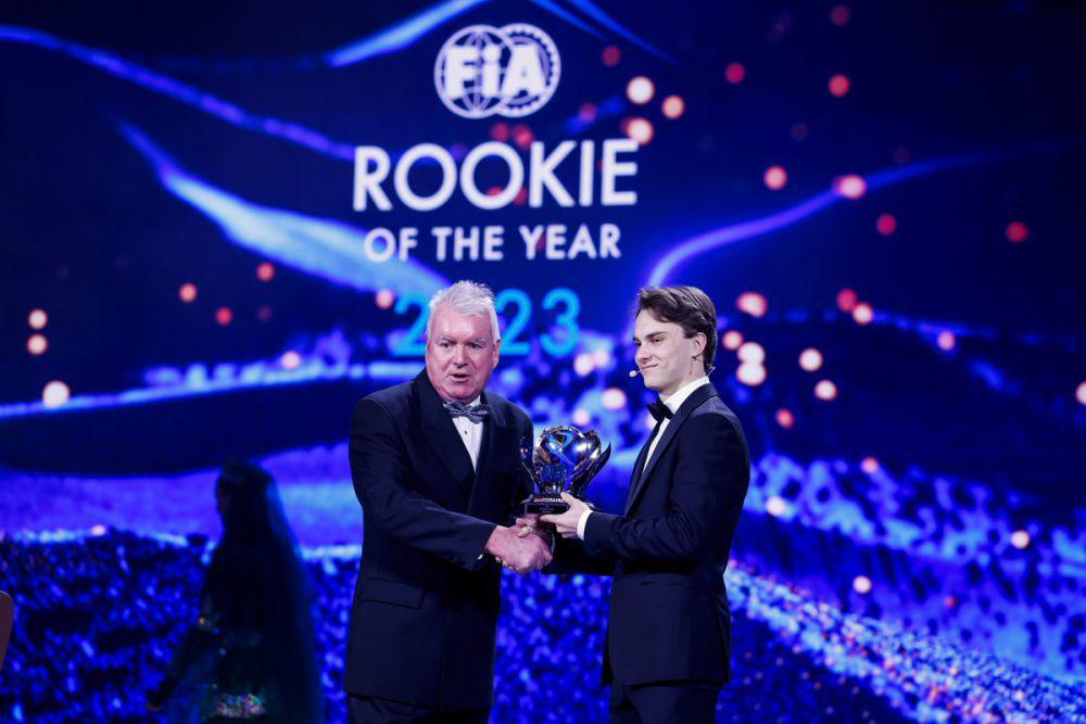 Momen Pembalap dan Petinggi Tim Formula 1 di FIA Prize Giving 2023