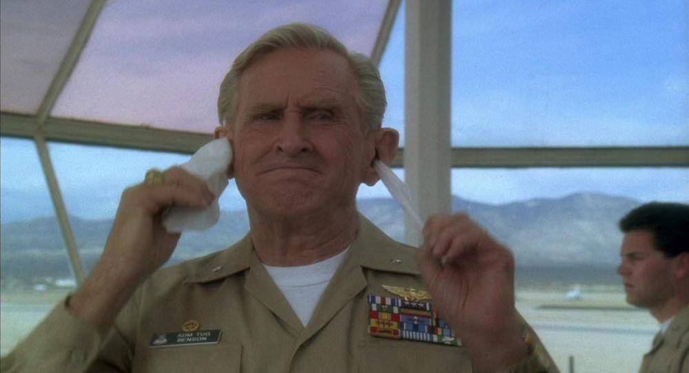 Hot Shots! (dok. 20th Century Fox / Hot Shots!)