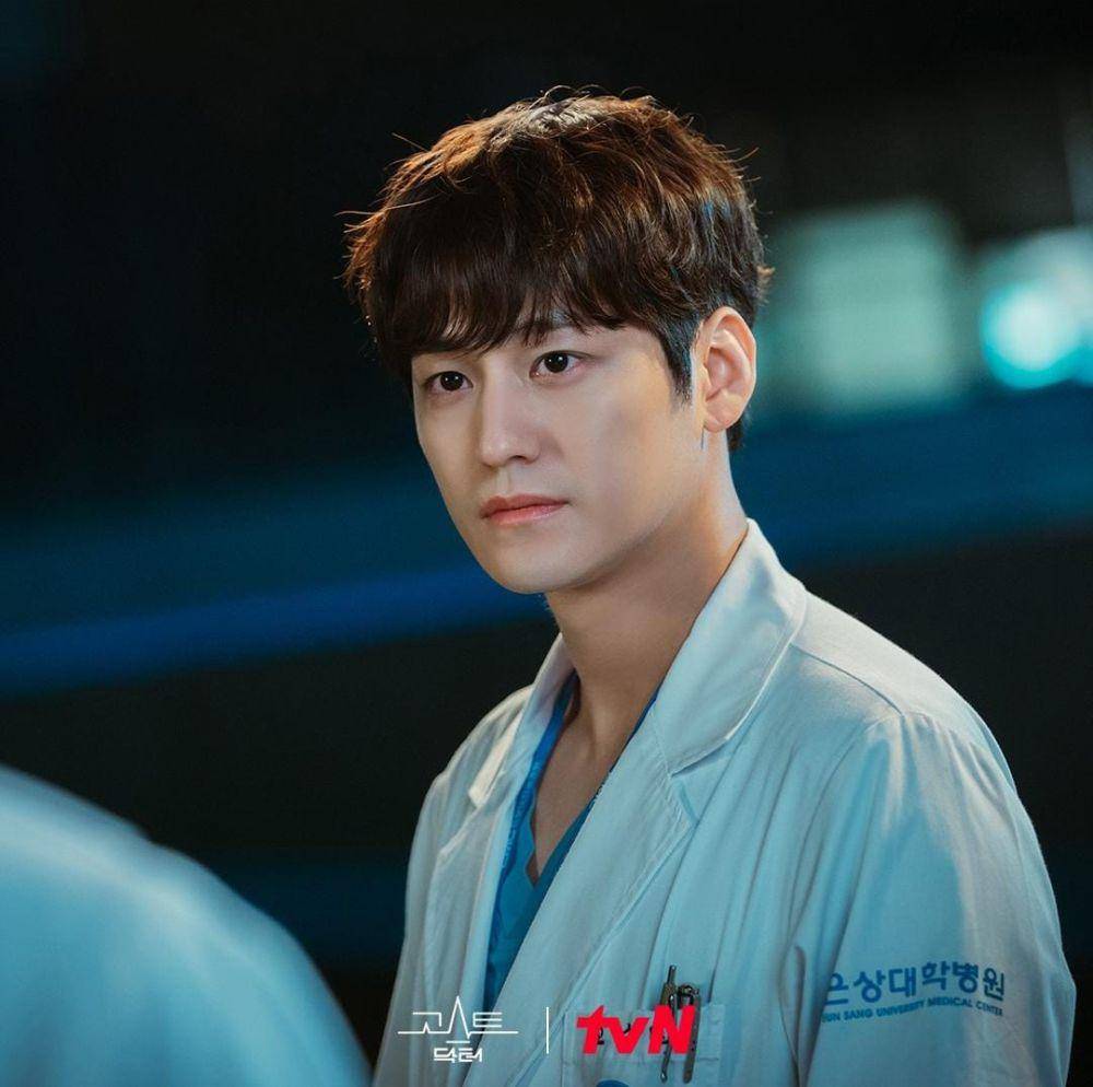 Kim Bum di drama Ghost Doctor (instagram.com/tvn_drama)