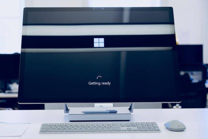 ilustrasi OS Windows (unsplash.com/Johnyvino Photo Library)