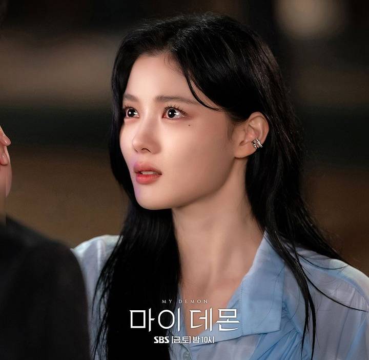 Kim Yoo Jung sebagai Do Do Hee di drakor My Demon (instagram.com/sbsdrama.official)