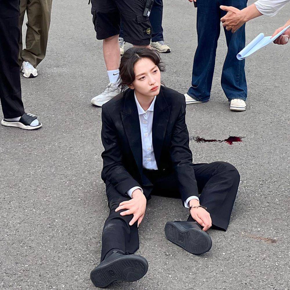 potret keseruan Pyo Ye Jin di balik layar drakor Moon in the Day (instagram.com/yjiinp)