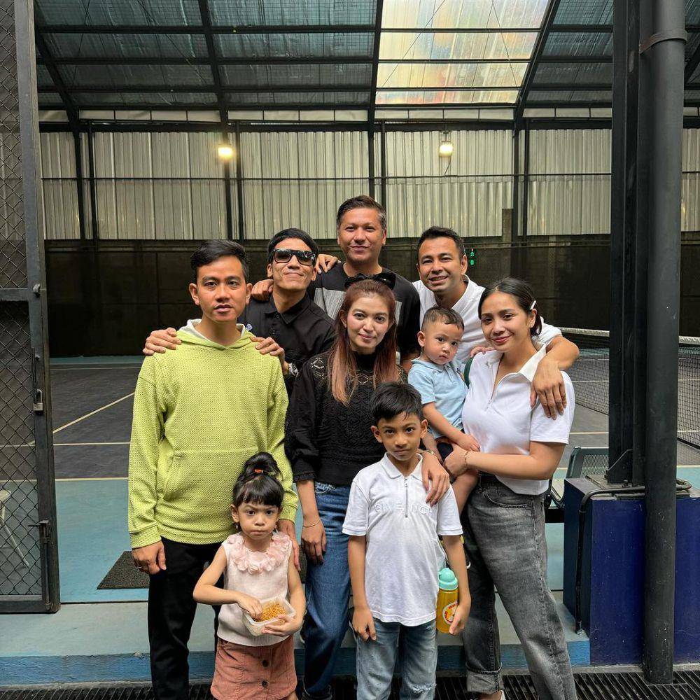 potret keluarga Gibran ke Andara (instagram.com/raffinagita1717)