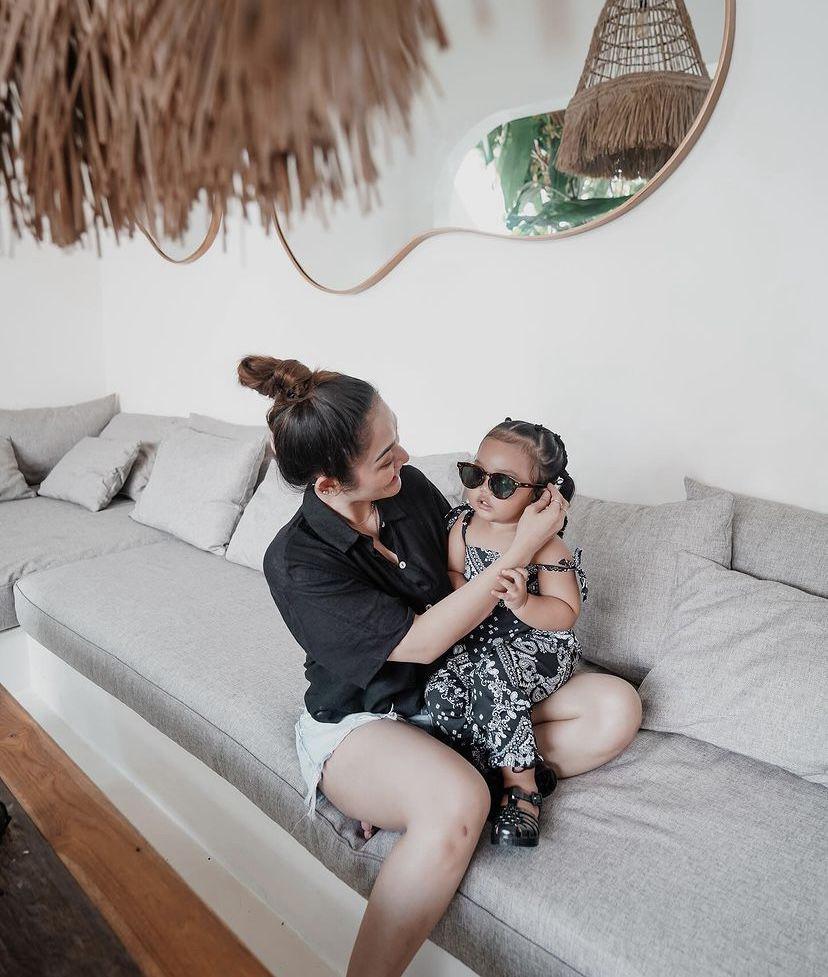 momen liburan keluarga Siti Badriah dan Krisjiana di Bali (instagram.com/sitibadriahh)