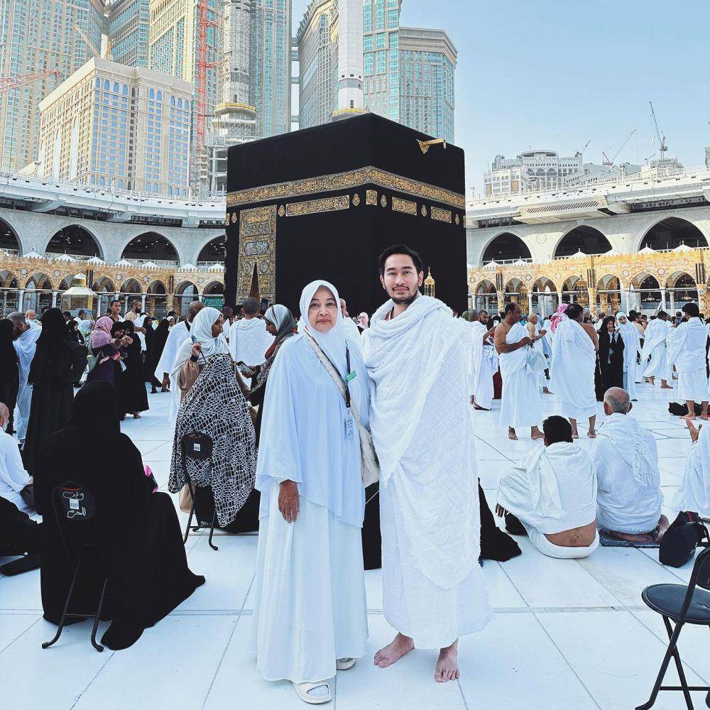potret kedekatan Jeje dan ibu (instagram.com/ritchieismail)