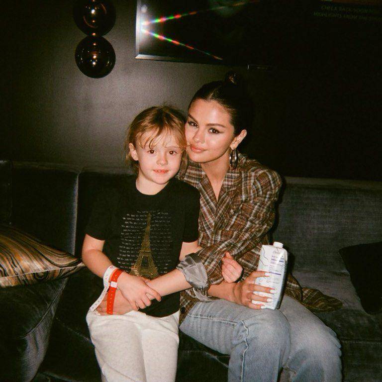 Selena Gomez (instagram.com/selenagomez)