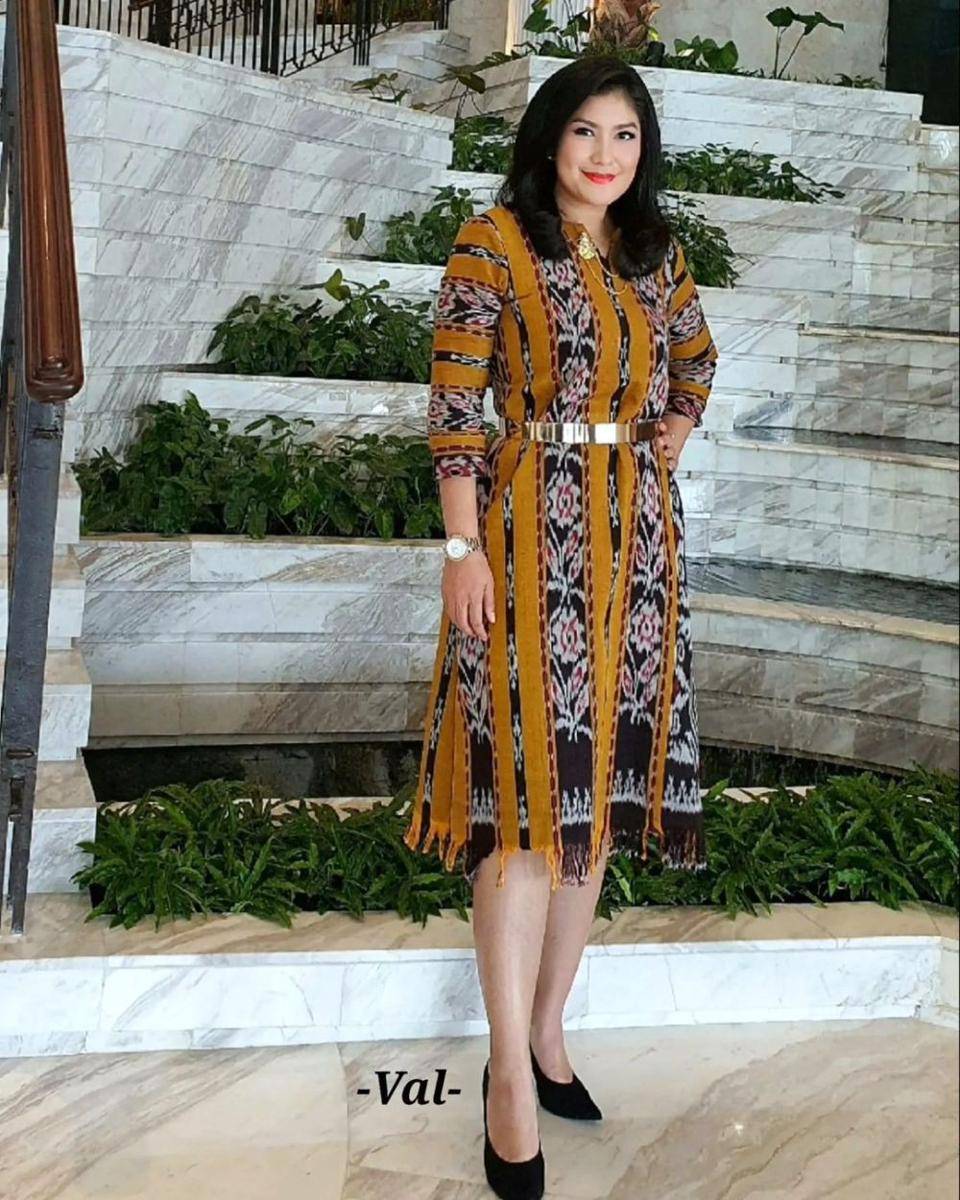 OOTD Valerina Daniel. (instagram.com/valerinadaniel)
