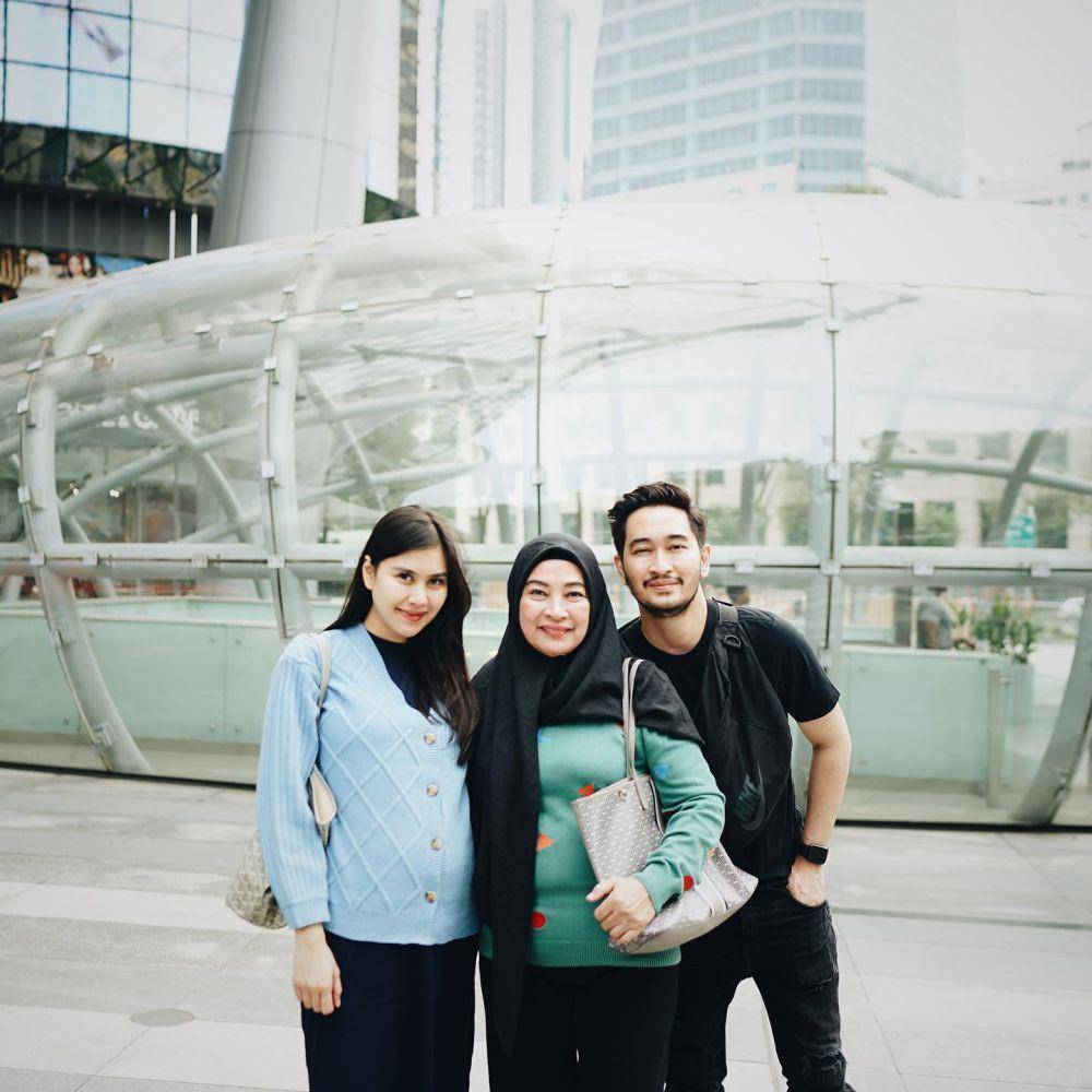 potret kedekatan Jeje dan ibu (instagram.com/ritchieismail)