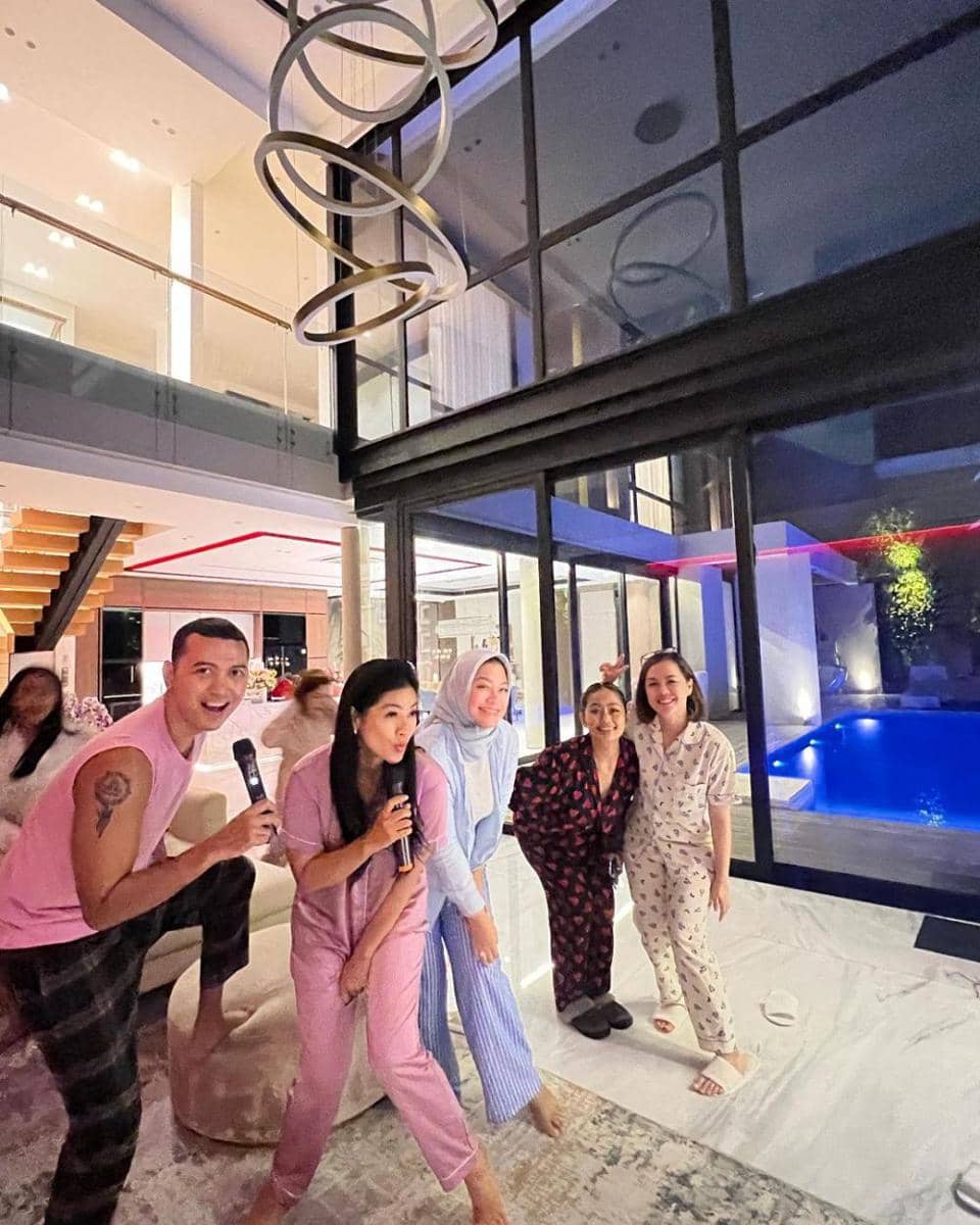 potret Titi Kamal adakan pajama party bareng sahabat (instagram.com/titi_kamall)
